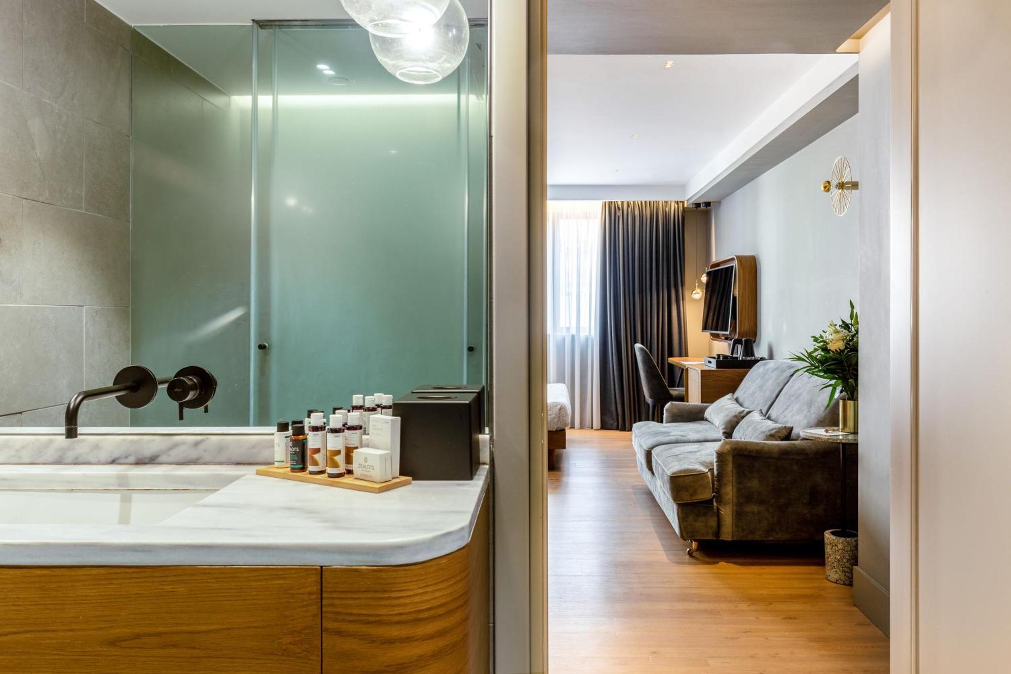 Hotel Bob W Eolou Atenas