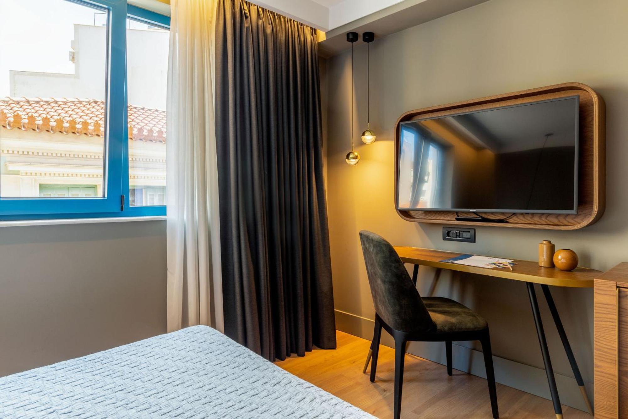 Hotel Bob W Eolou