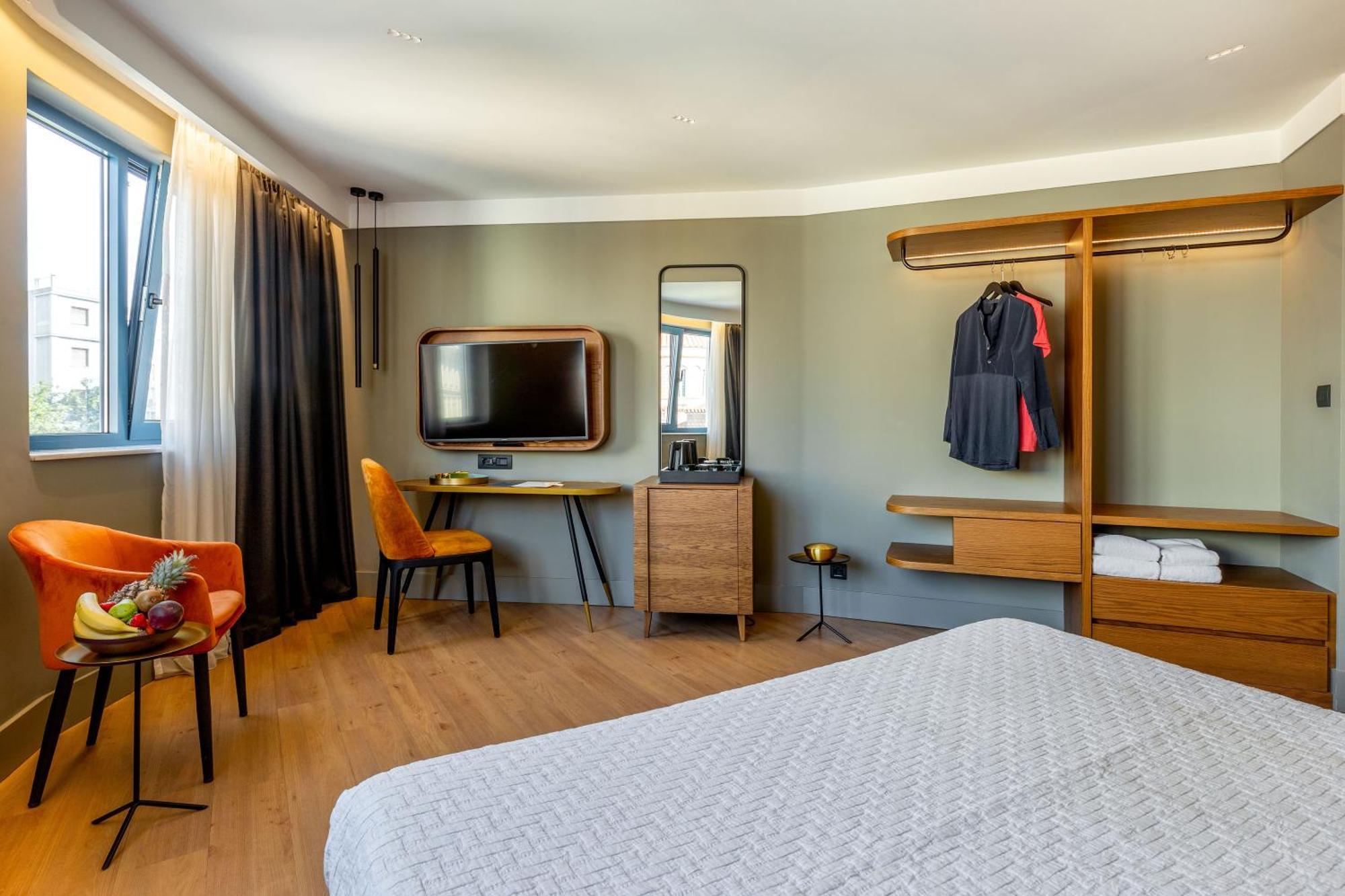 Hotel Bob W Eolou